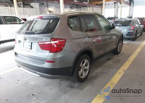 2011 BMW X3 xDrive28I z USA, uszkodzony, nr VIN 5UXWX5C53BL708611